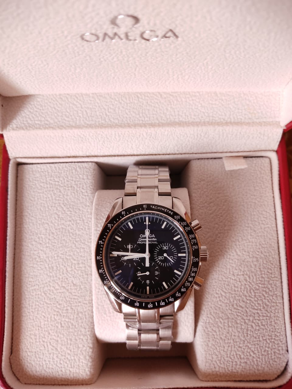 Omega Speedmaster Moonwatch Professional