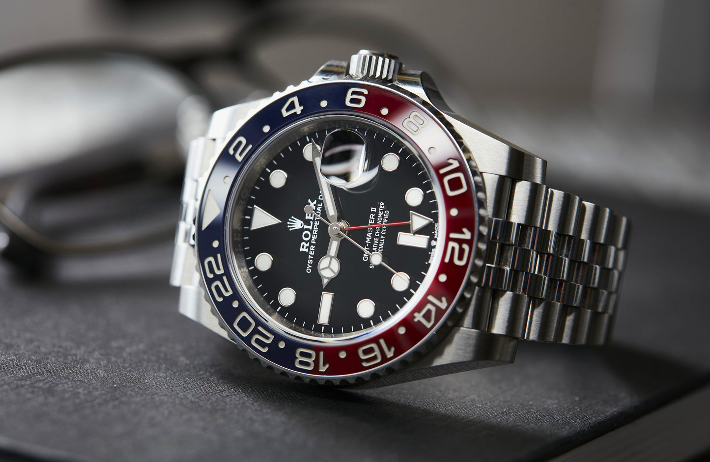 Rolex GMT II oyster pepsi